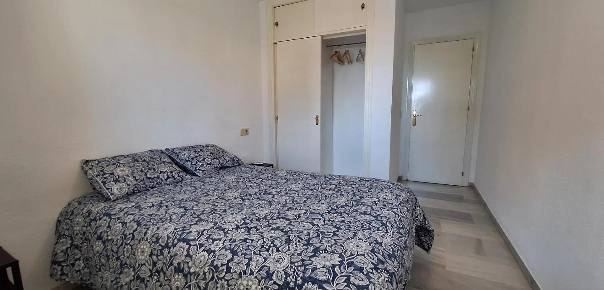 Apartment With Sea View In Torremolinos 0*,